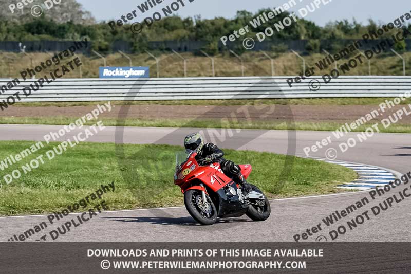 Rockingham no limits trackday;enduro digital images;event digital images;eventdigitalimages;no limits trackdays;peter wileman photography;racing digital images;rockingham raceway northamptonshire;rockingham trackday photographs;trackday digital images;trackday photos